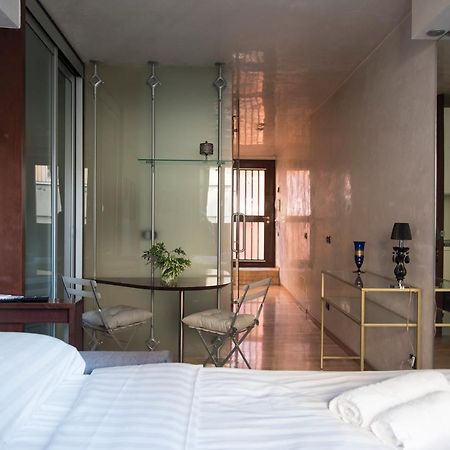 Youhosty - Duomo Studio Apartment Milão Exterior foto